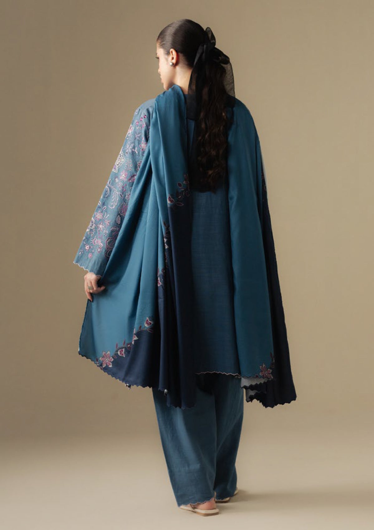 Coco by Zara Shahjahan MIST-2B Unstitched Winter Collection 25