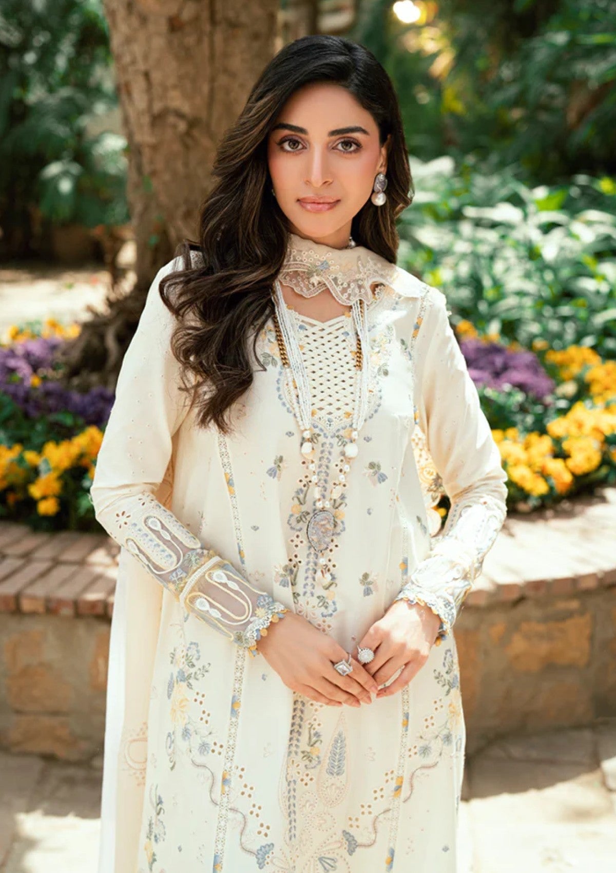 Qalamkar SB#09 Adeena Lawn Luxury Eid Edit 25