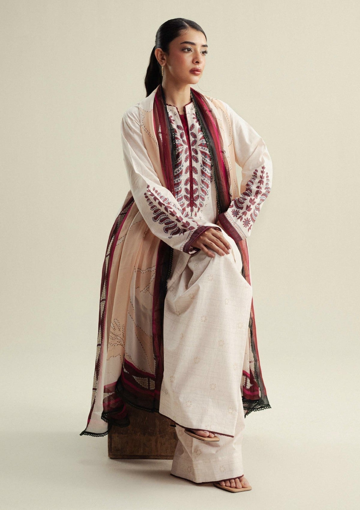 Coco by Zara shahjahan Lilt D7B Drop-4 Unstitched 25'