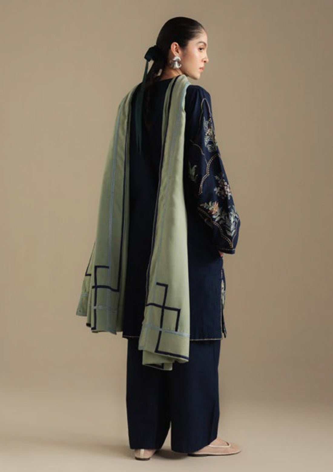 Coco by Zara Shahjahan AMBER-1B Unstitched Winter Collection 25
