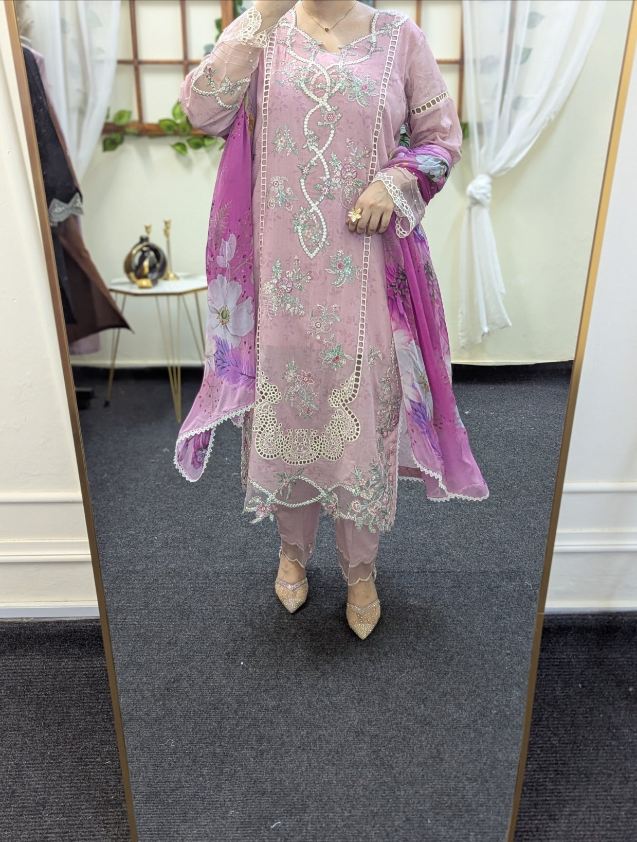 Roheenaz Ameema Aashiyana Ready to wear Lawn 25'